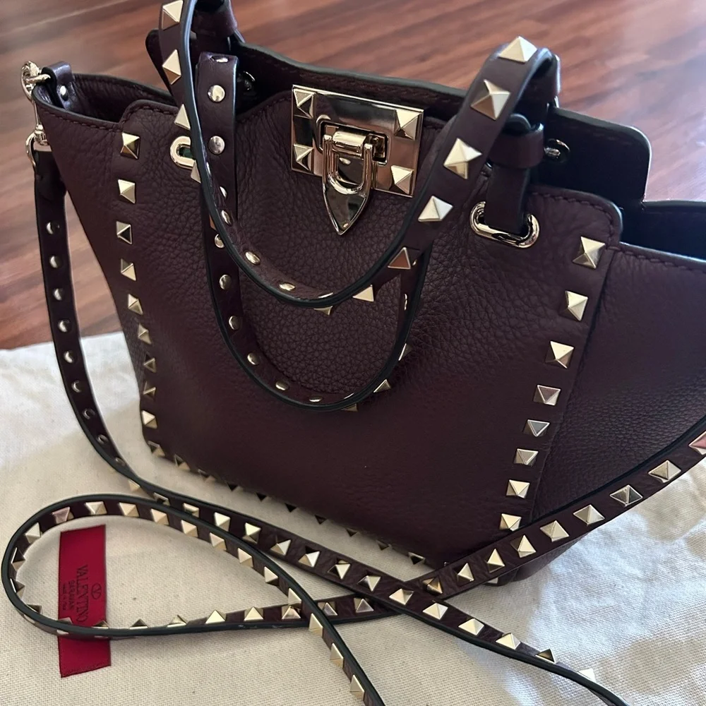 Valentino Garavani Rockstud Mini Tote - Picture 8 of 11